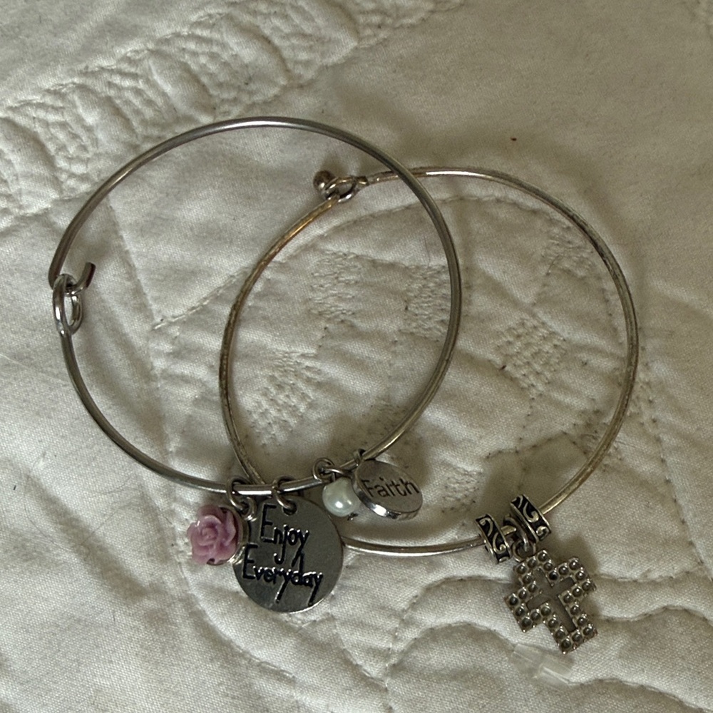 Silver-Tone Faith & Enjoy Everyday Charm Bangle Bracelets - Pink Rose Accent -